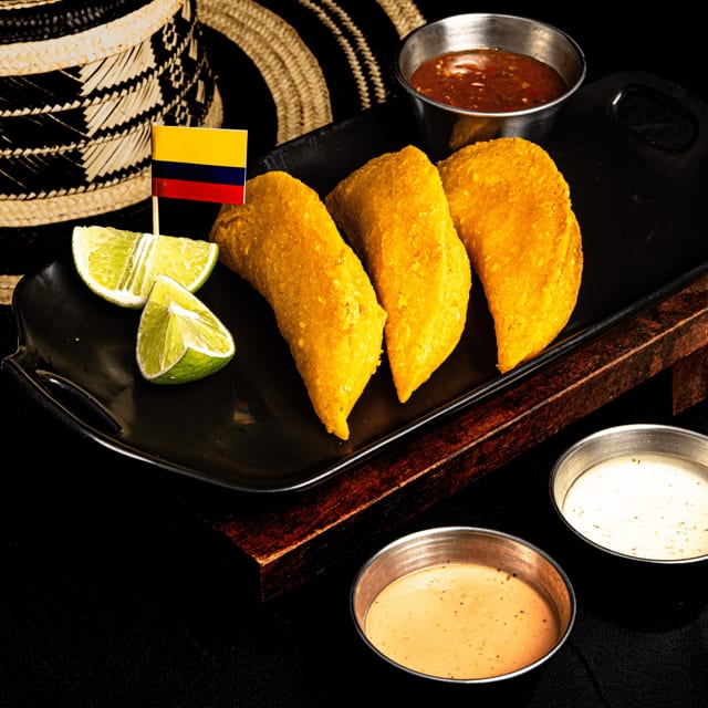 Empanadas Pollo.