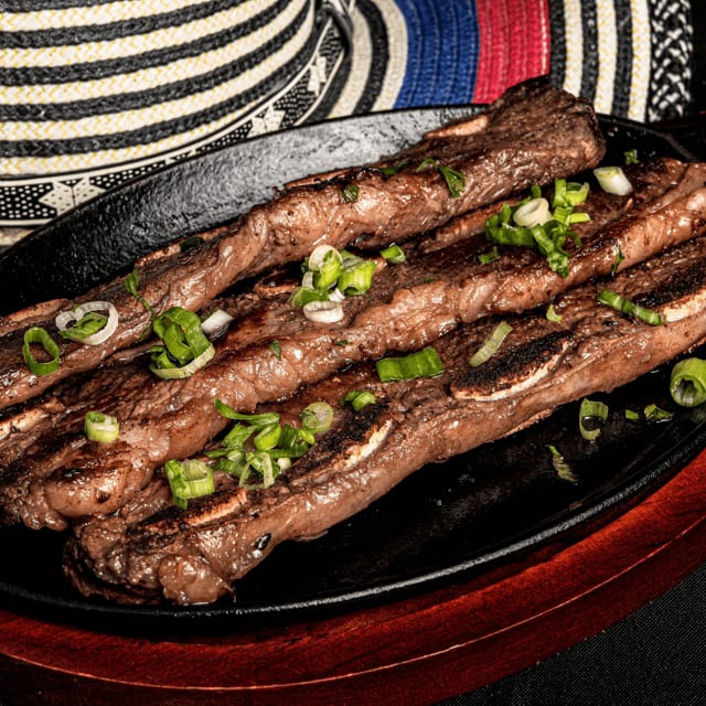 Costilla de Res Asada.